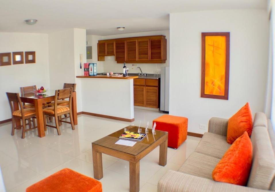 Portal Del Rodeo Apartahotel Μεντεγίν Εξωτερικό φωτογραφία